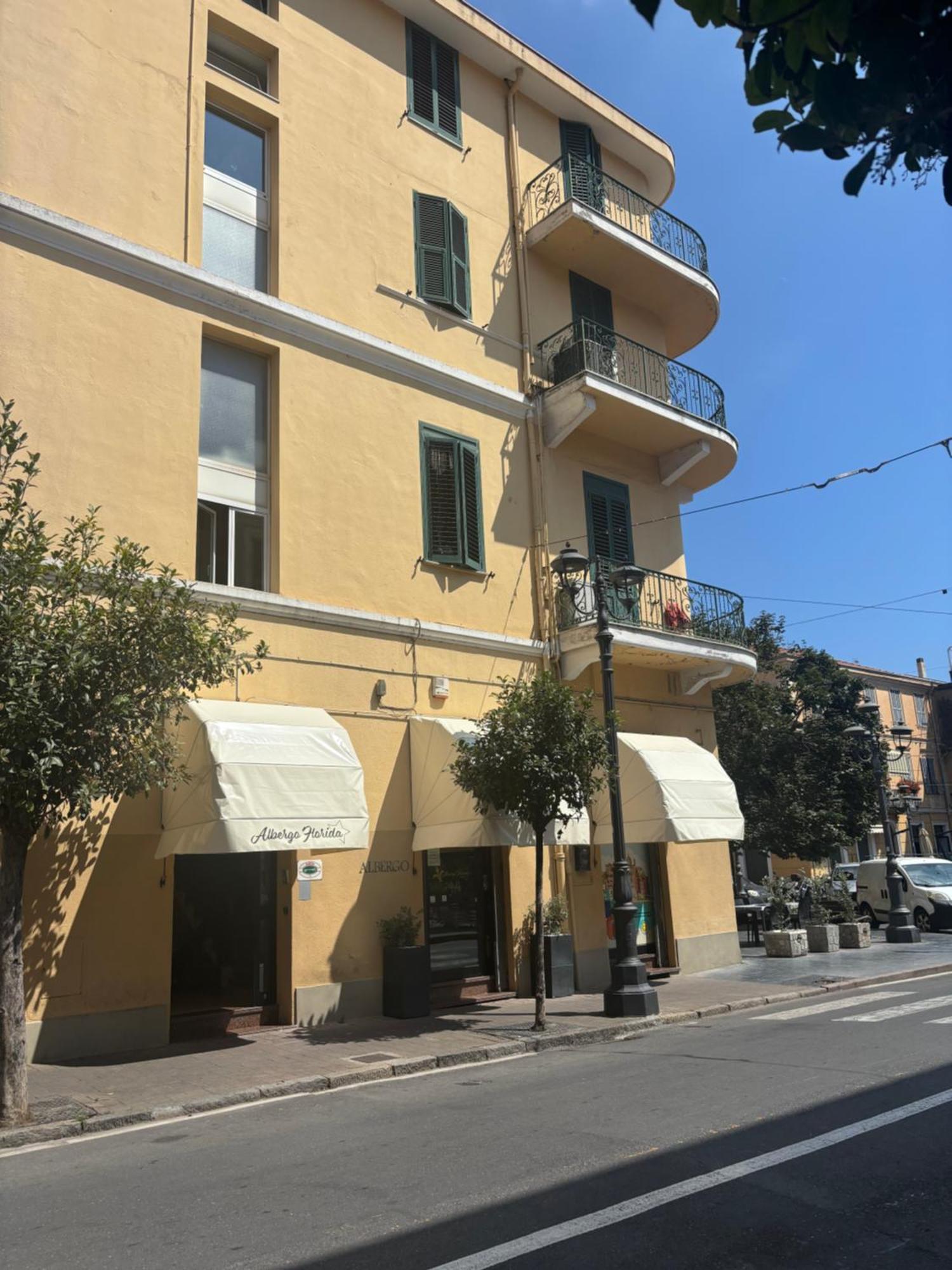 Albergo Florida Taggia Luaran gambar